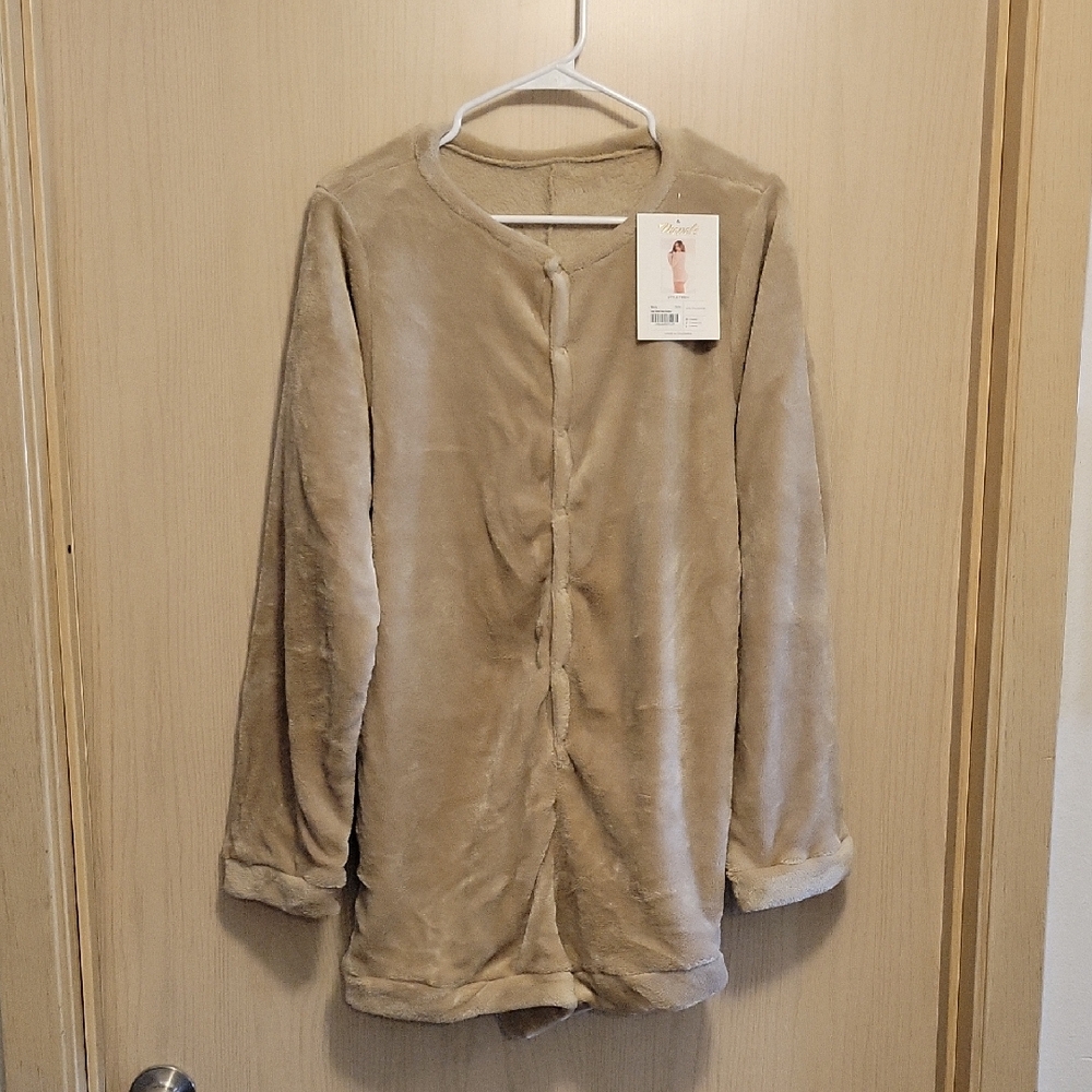 Women's Plush Button-Front Pajama Top - Taupe